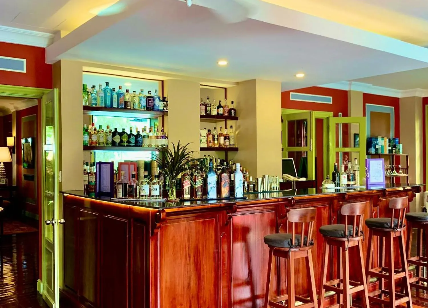 Villa Maly Boutique Hotel Luang Prabang 4*,